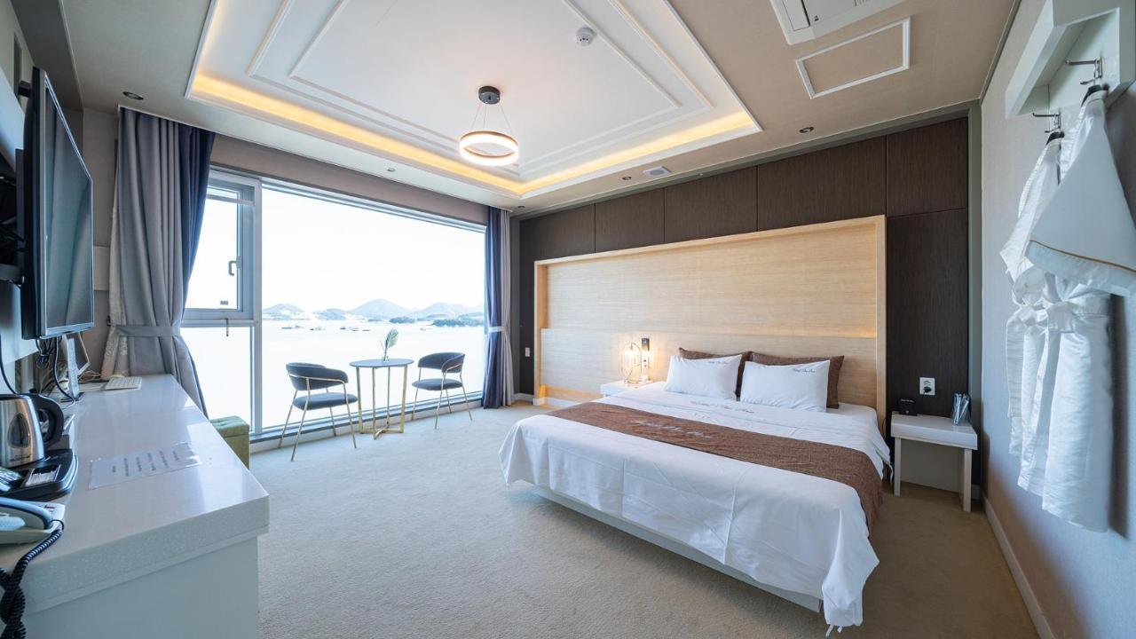 Hotel The One Yeosu Exterior photo