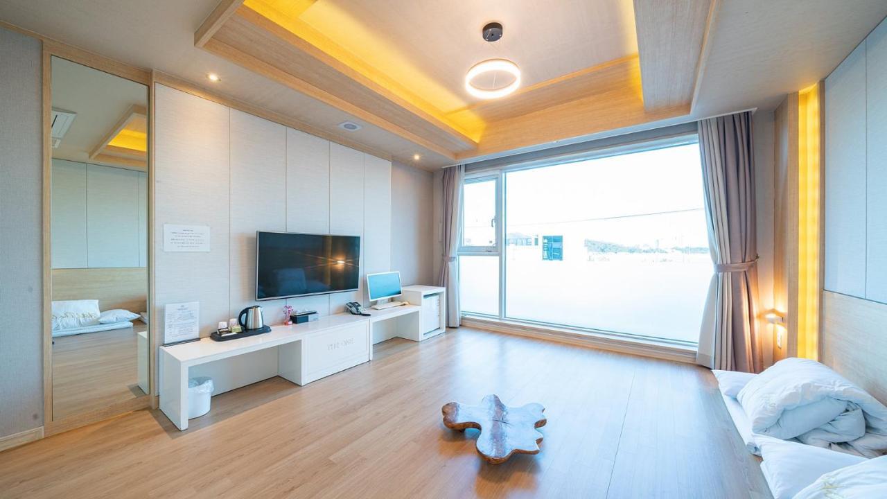 Hotel The One Yeosu Exterior photo